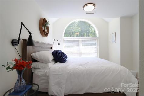 110 Lakewood Drive Lake Lure NC 28746