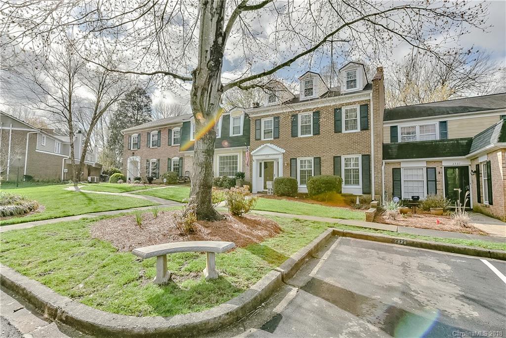 2325 Hayloft Circle Charlotte NC 28226