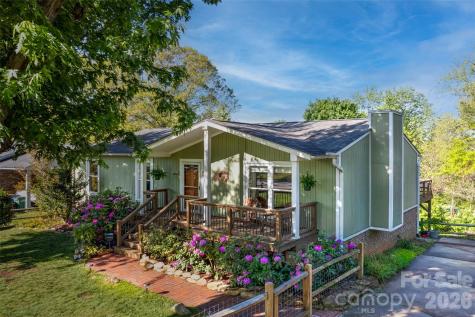 34 Knoll Ridge Drive Asheville NC 28804