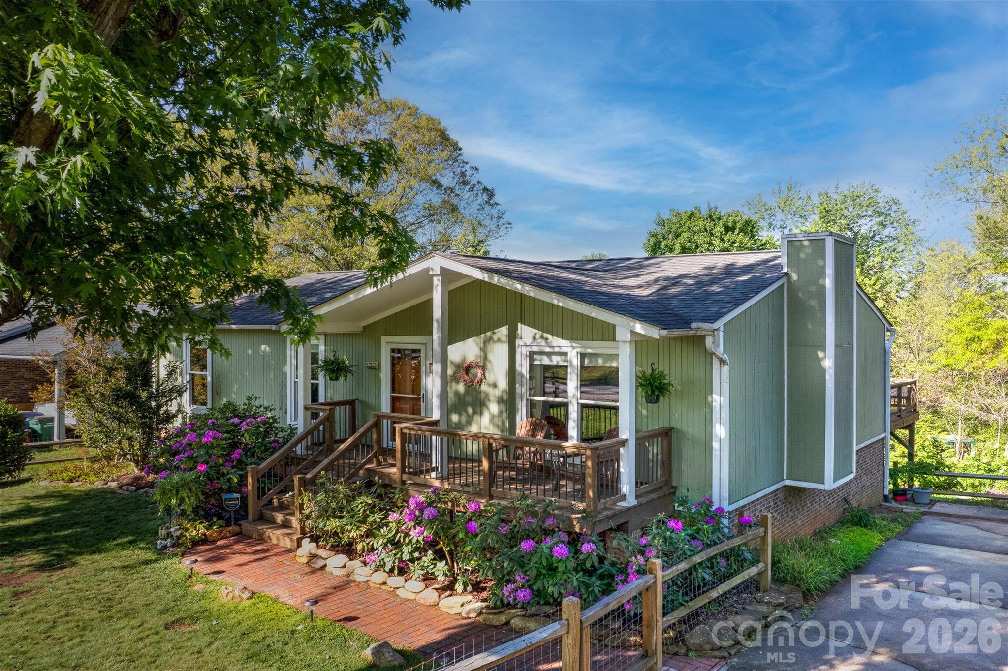 34 Knoll Ridge Drive Asheville NC 28804