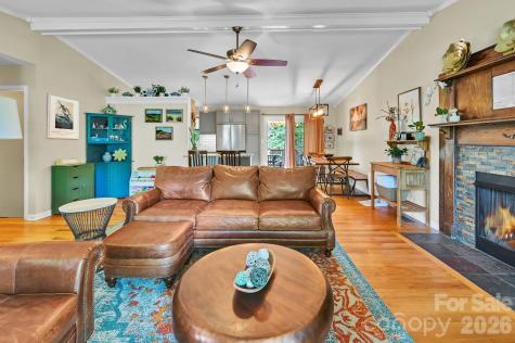 34 Knoll Ridge Drive Asheville NC 28804