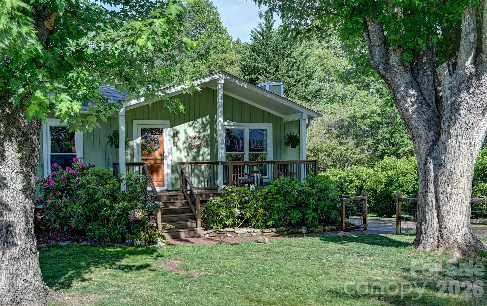 34 Knoll Ridge Drive Asheville NC 28804