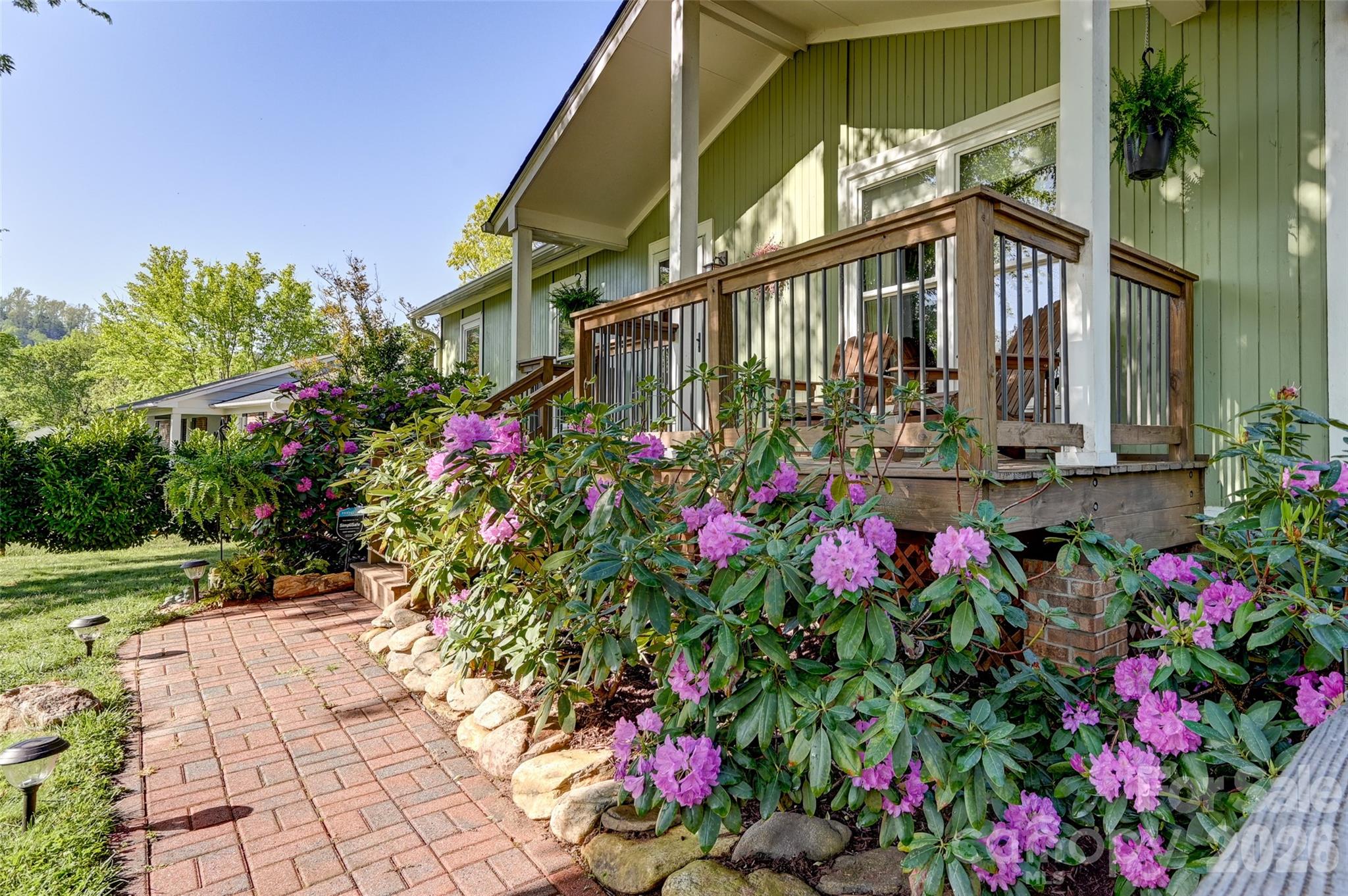 34 Knoll Ridge Drive Asheville NC 28804