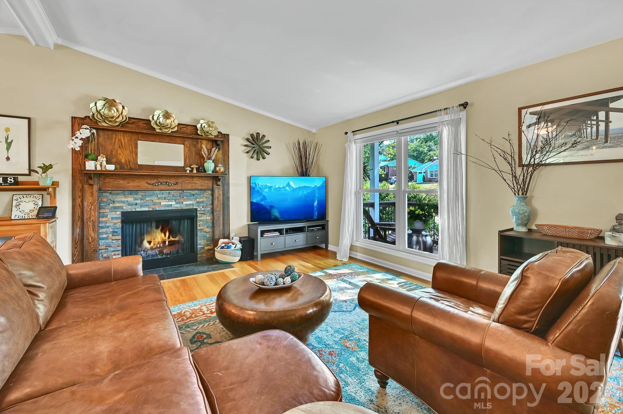 34 Knoll Ridge Drive Asheville NC 28804