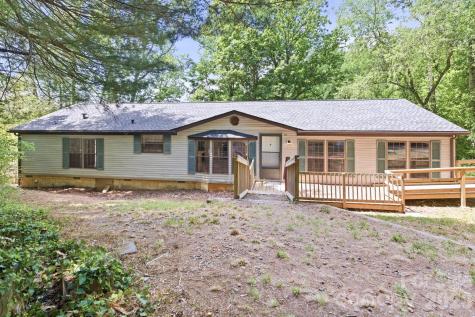 154 Ridgedale Road Candler NC 28715
