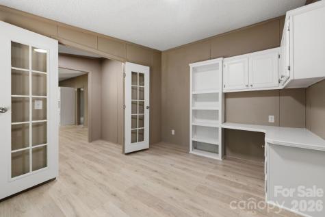 154 Ridgedale Road Candler NC 28715