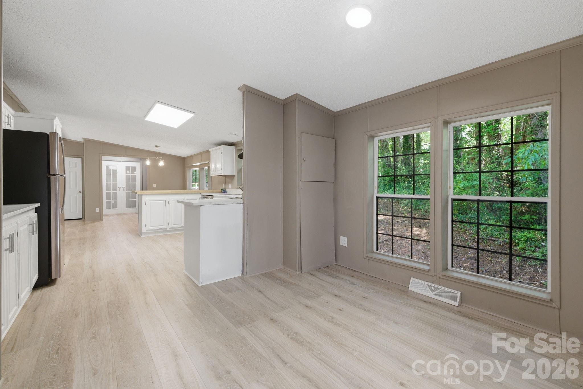 154 Ridgedale Road Candler NC 28715