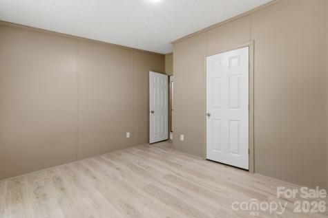 154 Ridgedale Road Candler NC 28715