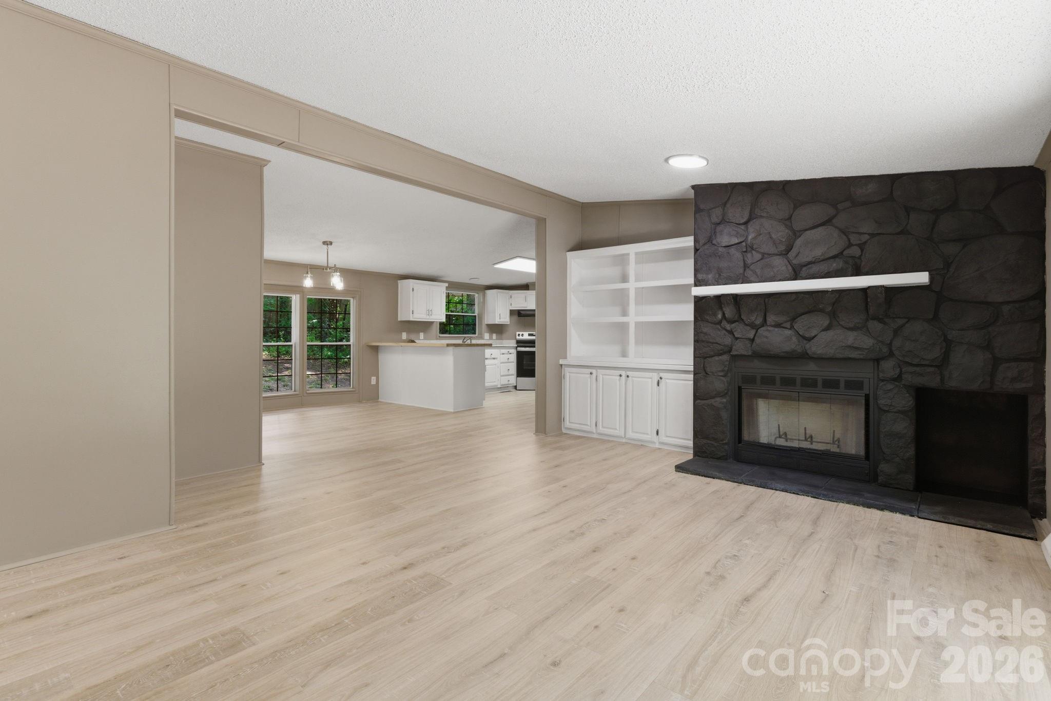 154 Ridgedale Road Candler NC 28715