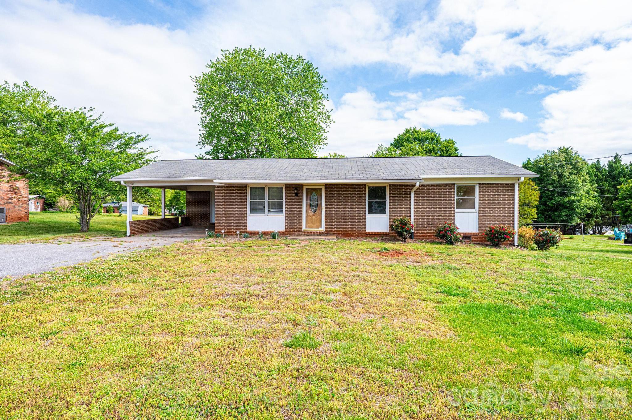 3886 Clay Street Claremont NC 28610