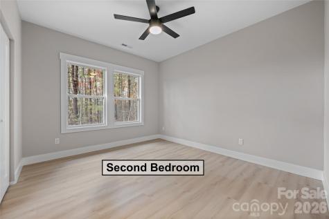 654 Beehive Road Hendersonville NC 28792