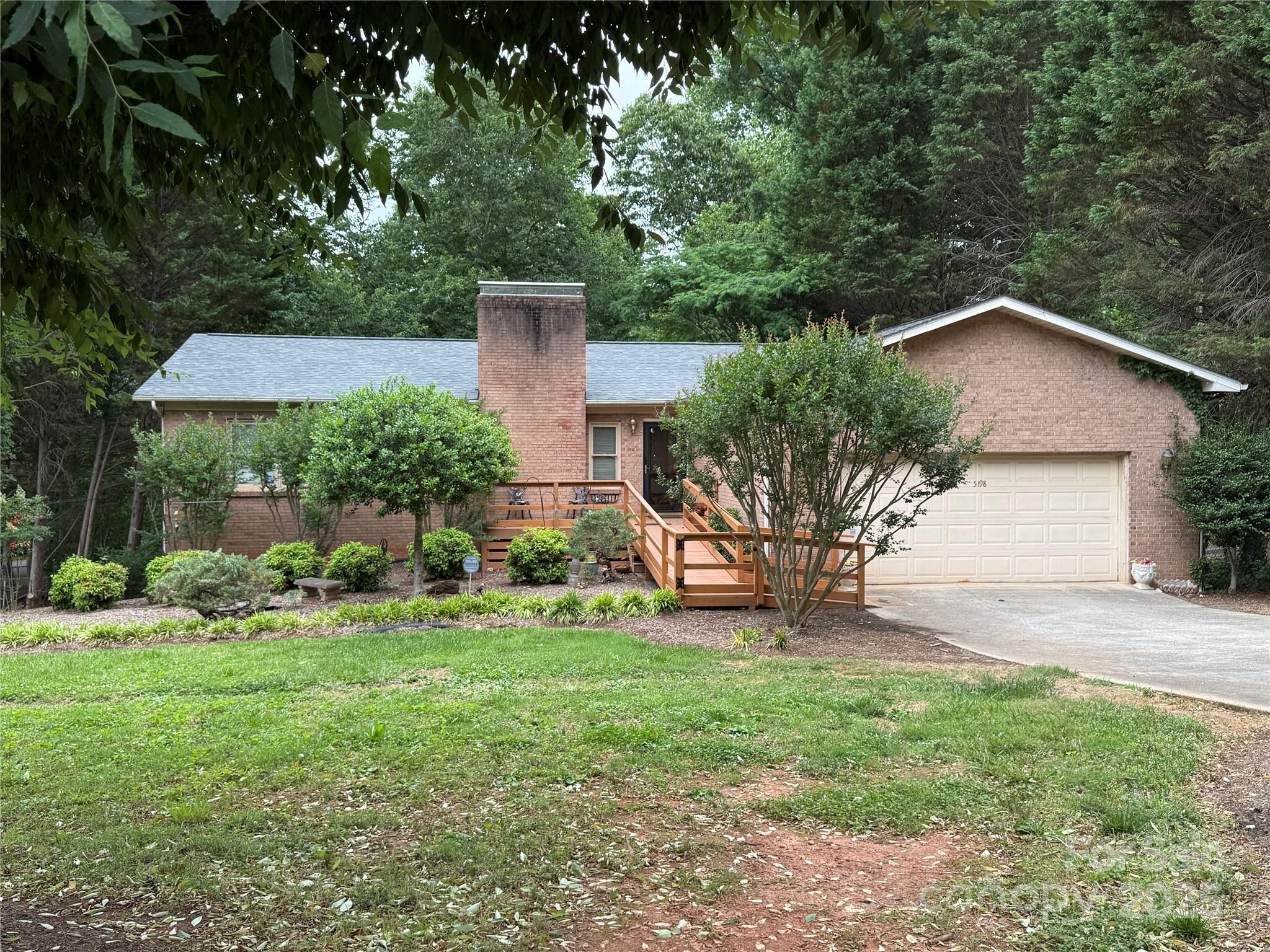 5198 Wright Drive Hickory NC 28602