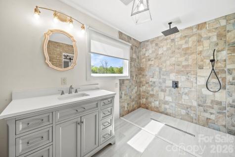 48155 Ingram Road New London NC 28127