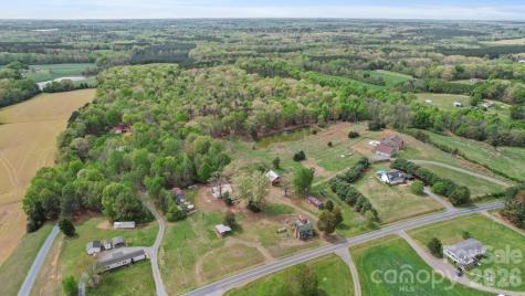 48155 Ingram Road New London NC 28127