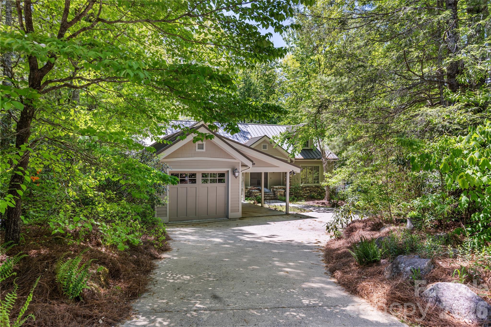 1957 & 1923 Cold Mountain Road Lake Toxaway NC 28747