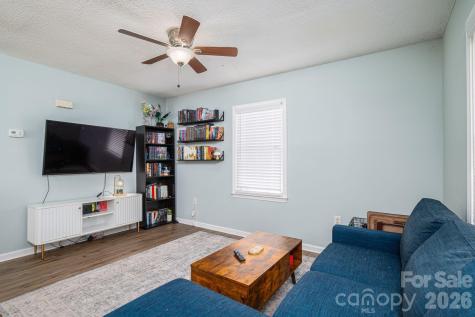 807 Willow Lane Bessemer City NC 28016