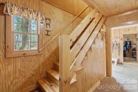 130 Hawkbill Road Ferguson NC 28624