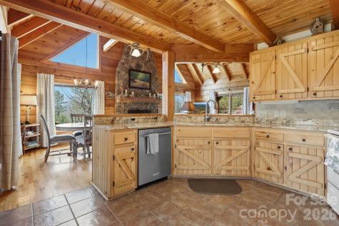 130 Hawkbill Road Ferguson NC 28624