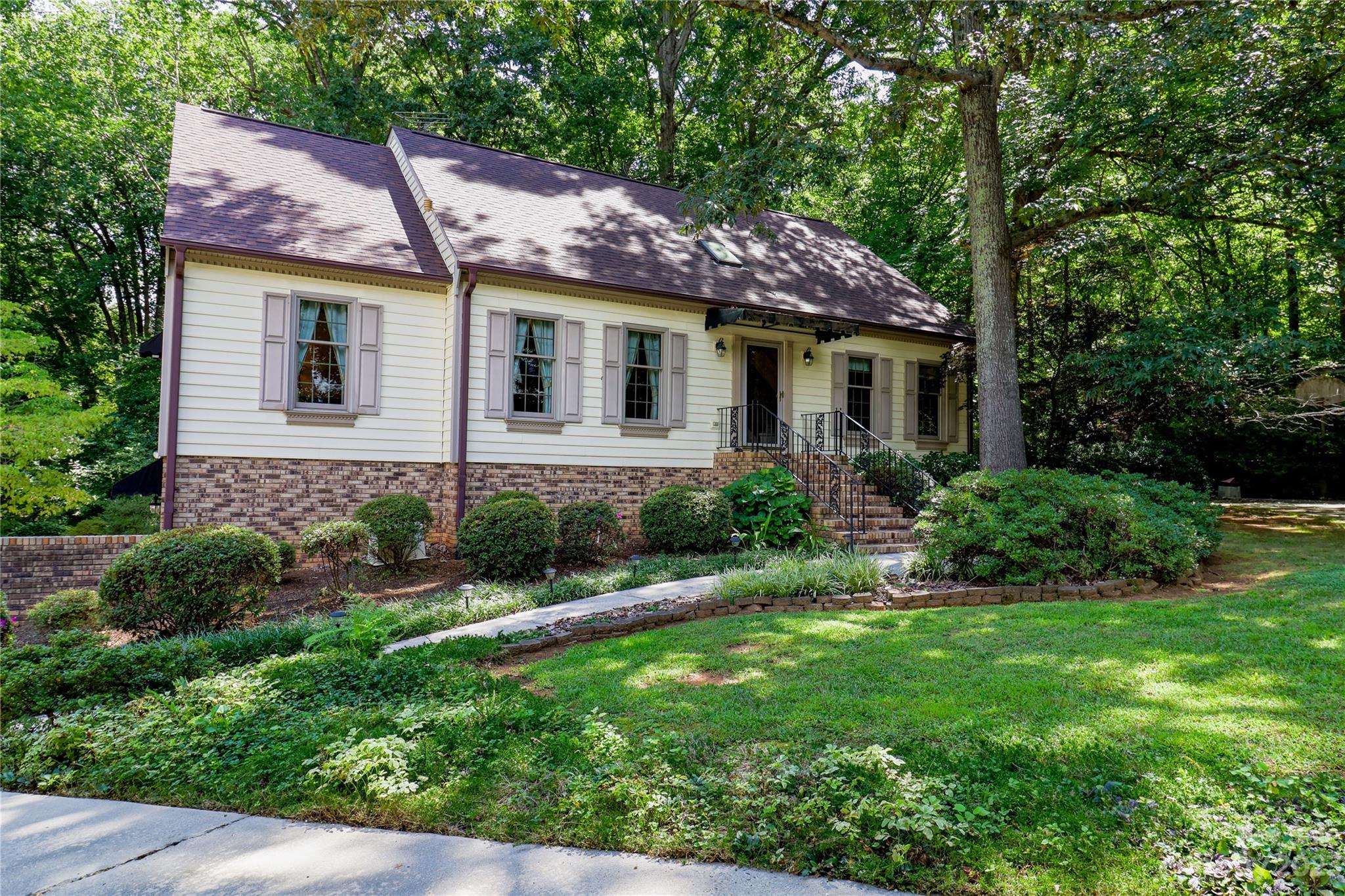 7017 Toby Court Charlotte NC 28213