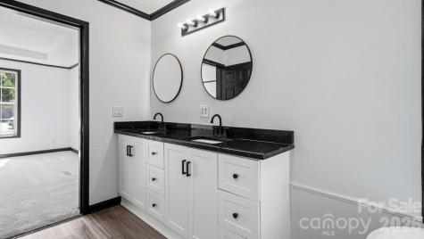 175 Fallsworth Court Salisbury NC 28147