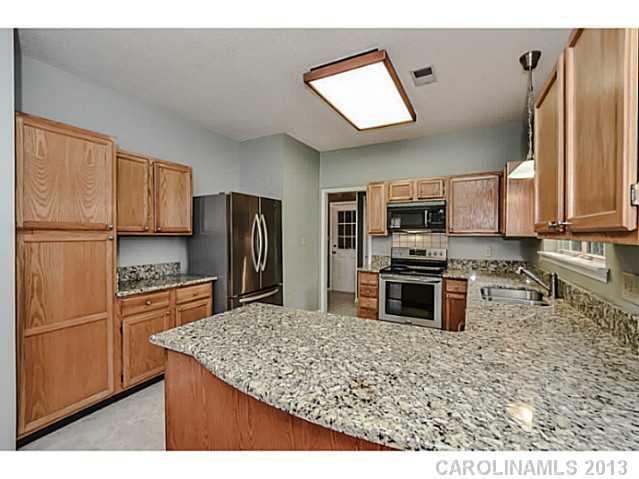 7305 Reynard Lane Charlotte NC 28215