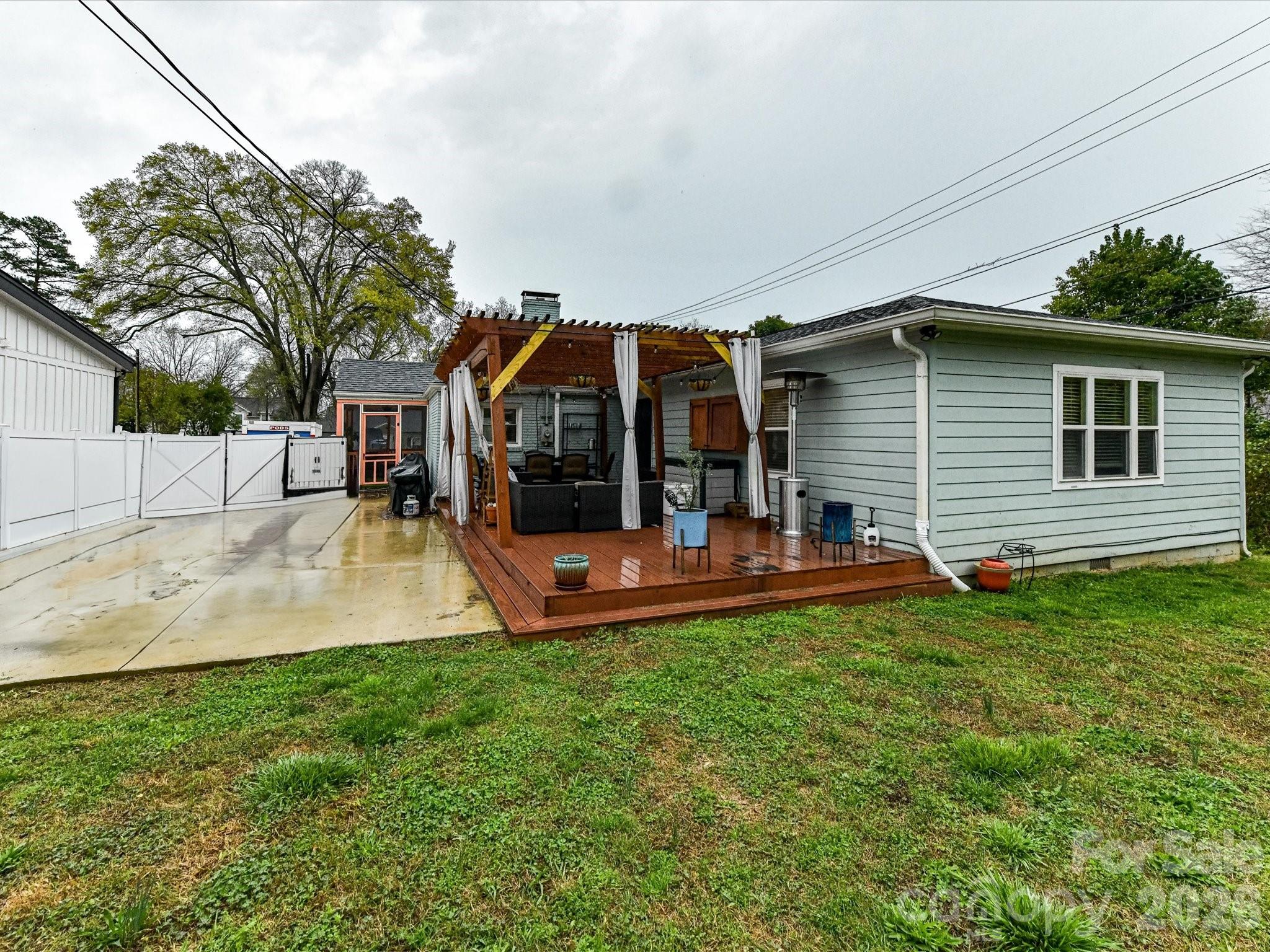 1240 Skyview Road Charlotte NC 28208