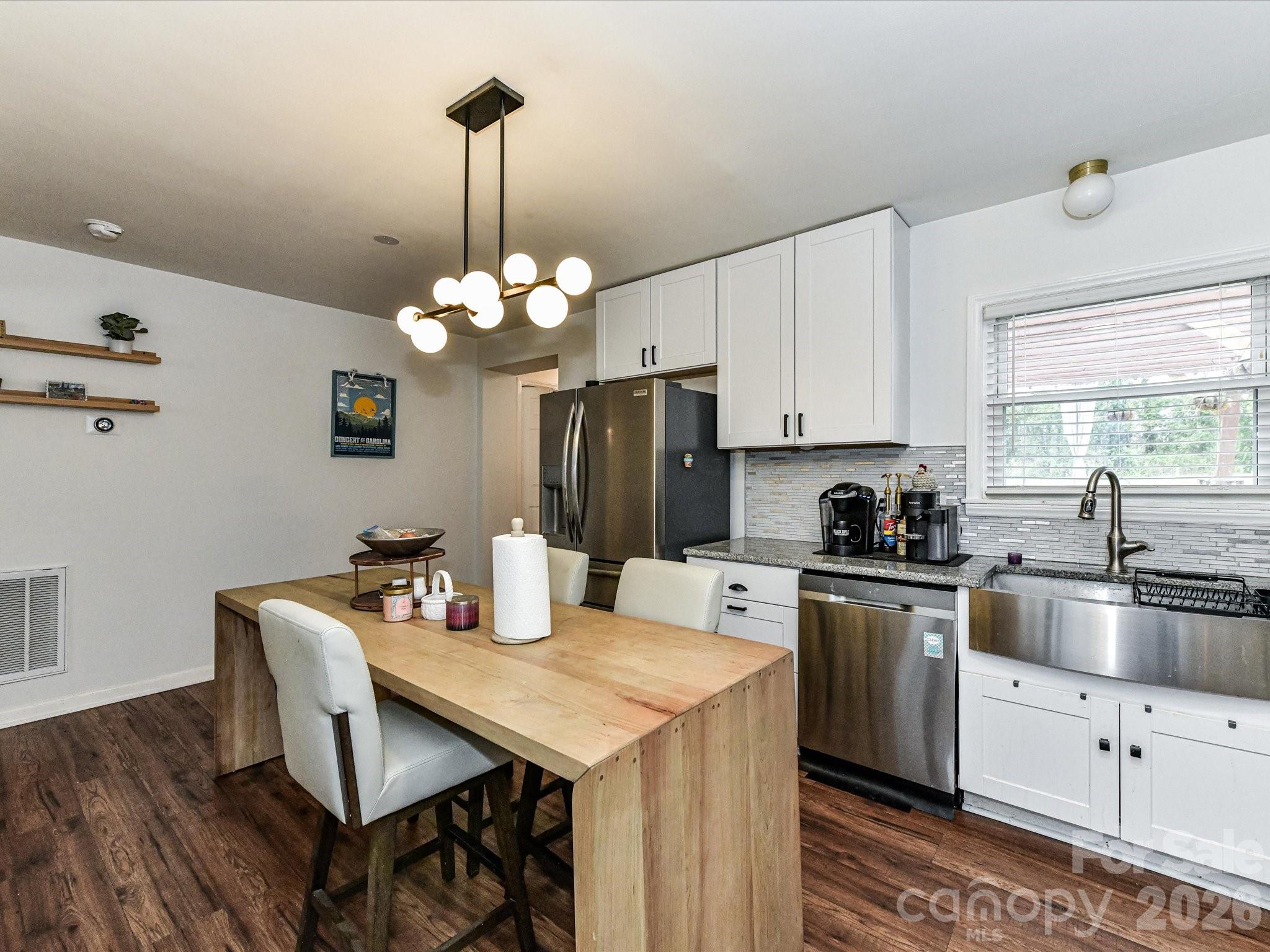 1240 Skyview Road Charlotte NC 28208