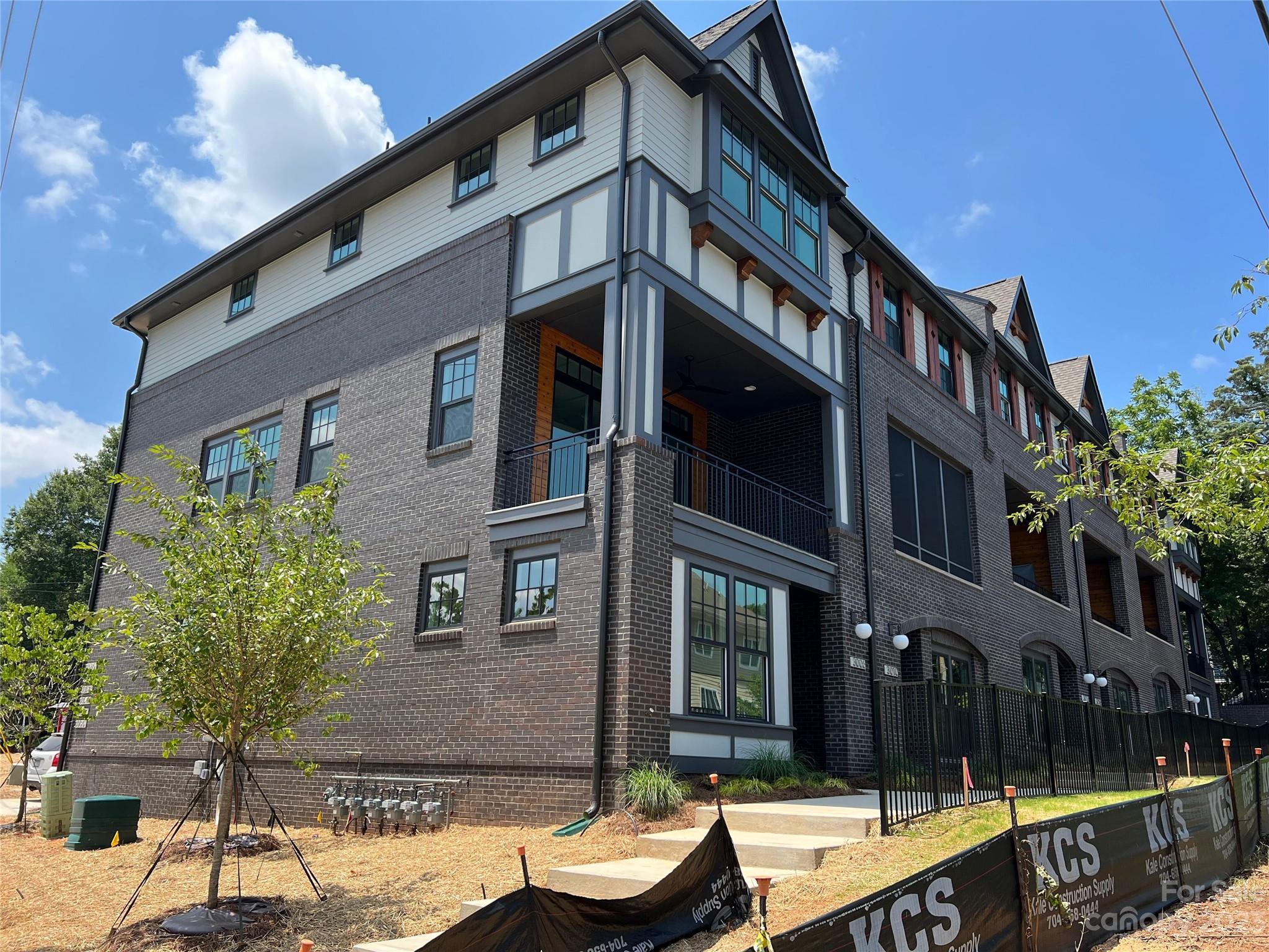 3027 Kalex Court Charlotte NC 28204