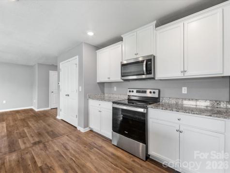 9136 Creedmore Hills Drive Charlotte NC 28214