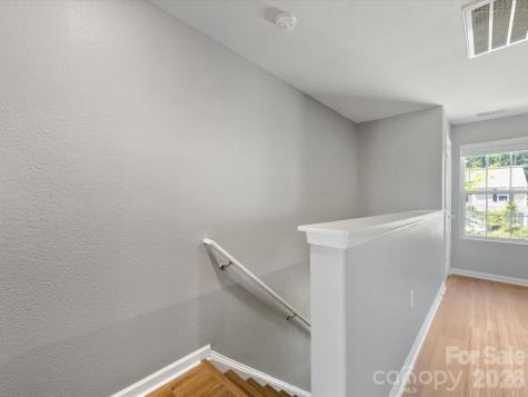 9136 Creedmore Hills Drive Charlotte NC 28214