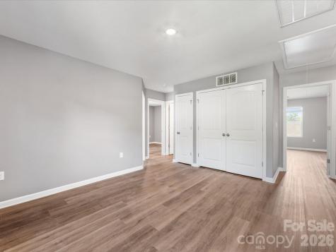 9136 Creedmore Hills Drive Charlotte NC 28214