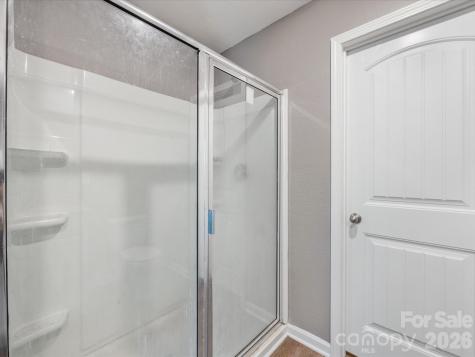 9136 Creedmore Hills Drive Charlotte NC 28214