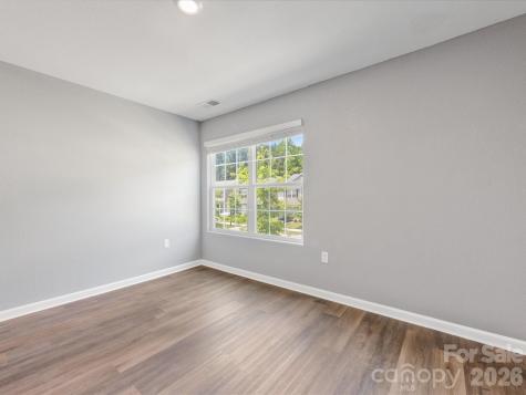 9136 Creedmore Hills Drive Charlotte NC 28214