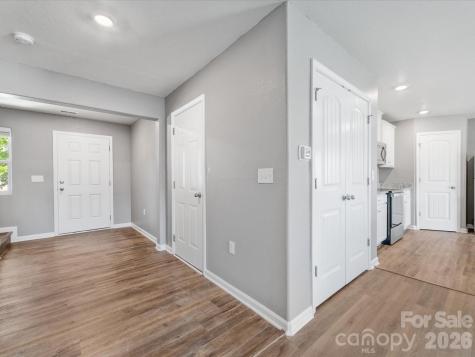 9136 Creedmore Hills Drive Charlotte NC 28214