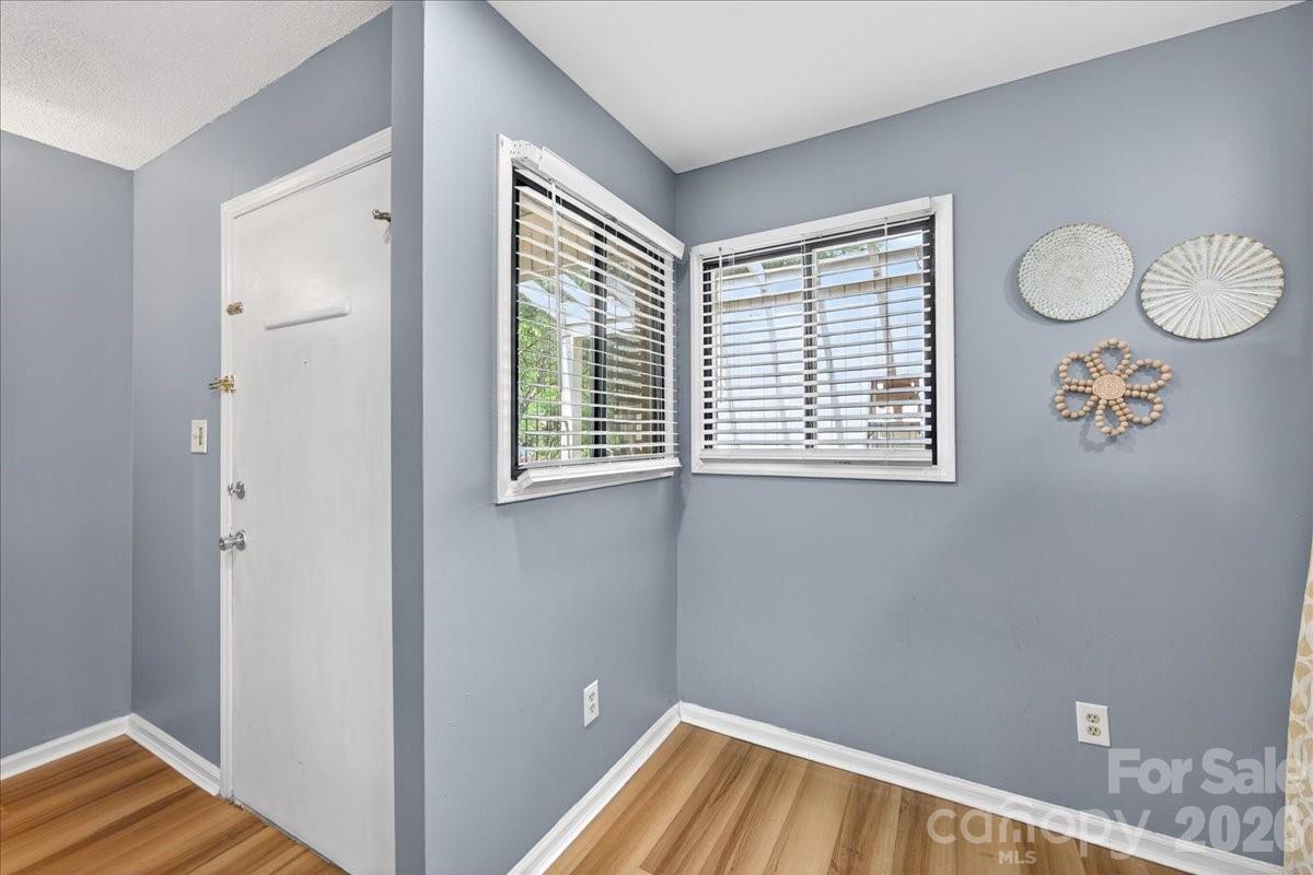 8007 Horse Chestnut Lane Charlotte NC 28277