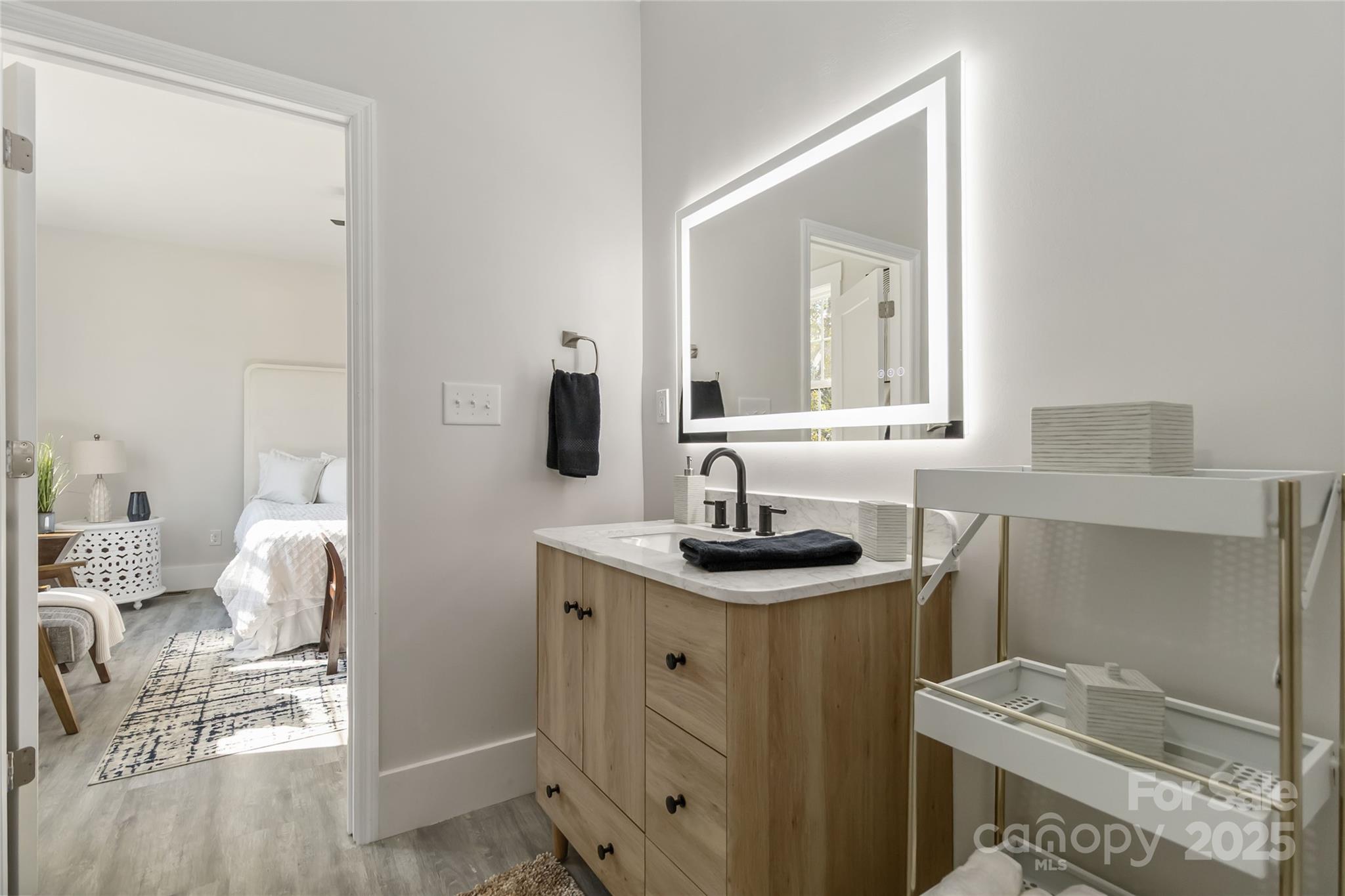 3008 Cricketeer Drive Charlotte NC 28216