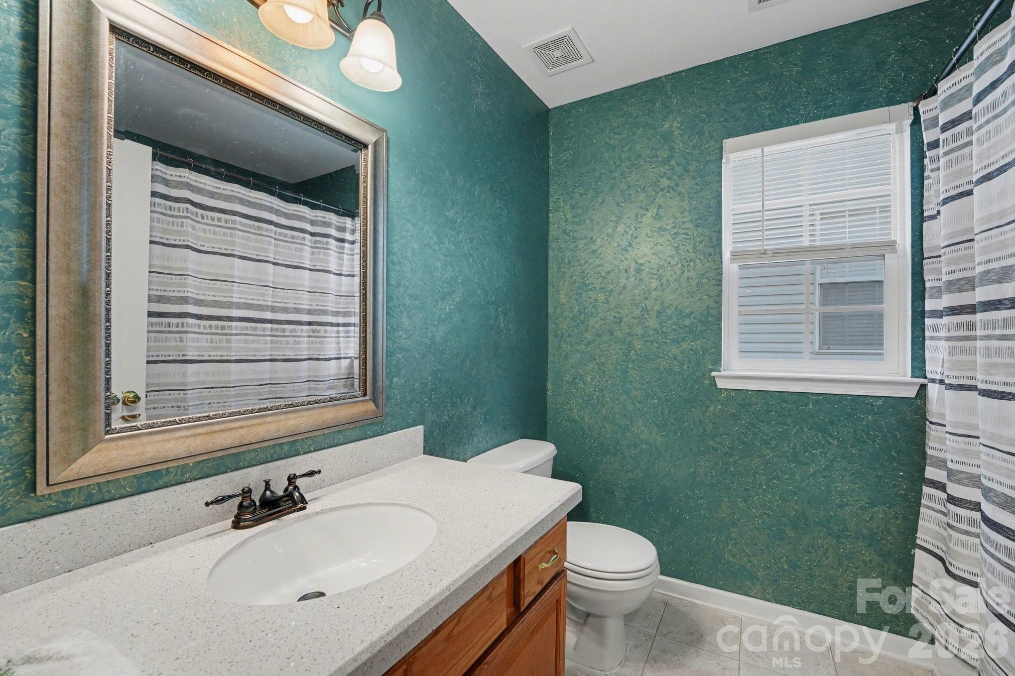 7238 Sandown Court Harrisburg NC 28075