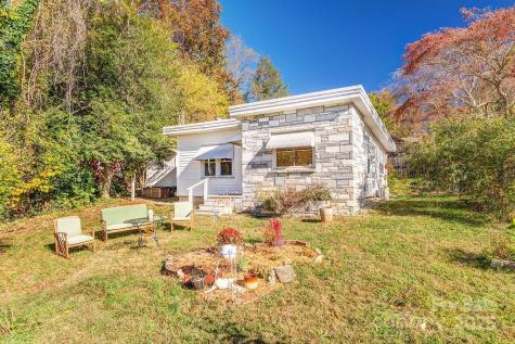 32 Merion Drive Asheville NC 28806