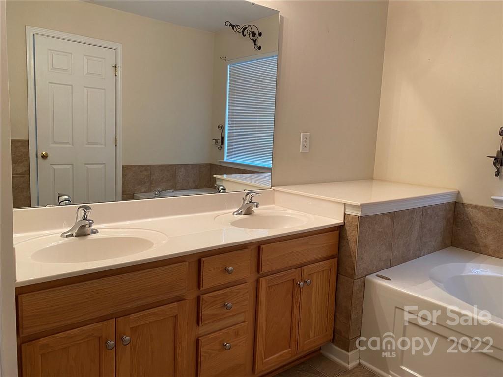 11727 Journeys End Trail Huntersville NC 28078