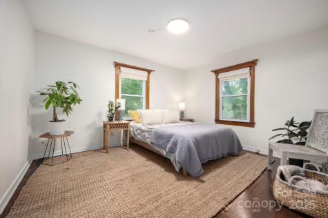 9 Linden Avenue Asheville NC 28801