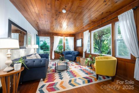 9 Linden Avenue Asheville NC 28801