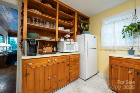 9 Linden Avenue Asheville NC 28801