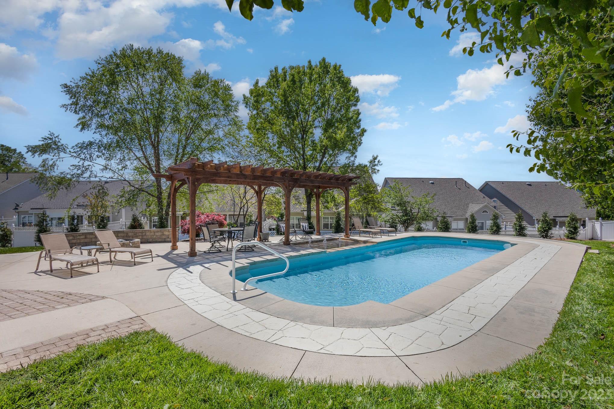 540 Montgrove Place NW Concord NC 28027