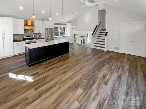 7401 Limerick Drive Charlotte NC 28270