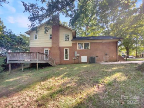 7401 Limerick Drive Charlotte NC 28270