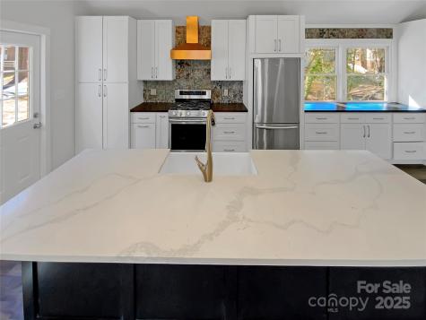 7401 Limerick Drive Charlotte NC 28270