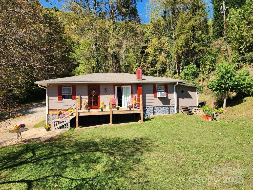 41 Gunches Dirt Road Candler NC 28715
