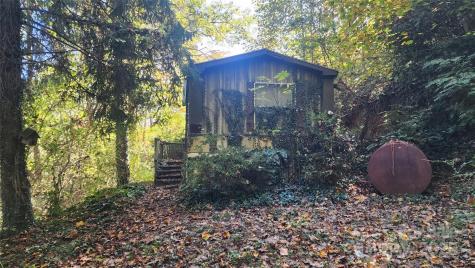 41 Gunches Dirt Road Candler NC 28715