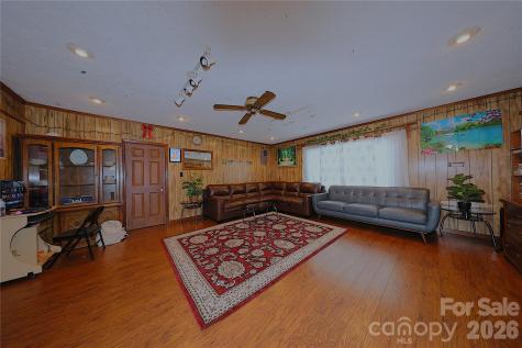 104 Pinetree Drive Matthews NC 28104