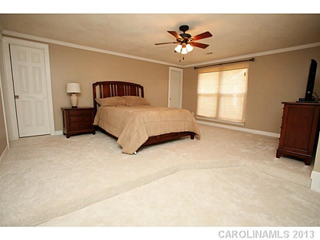 3641 Chiswick Court Charlotte NC 28226